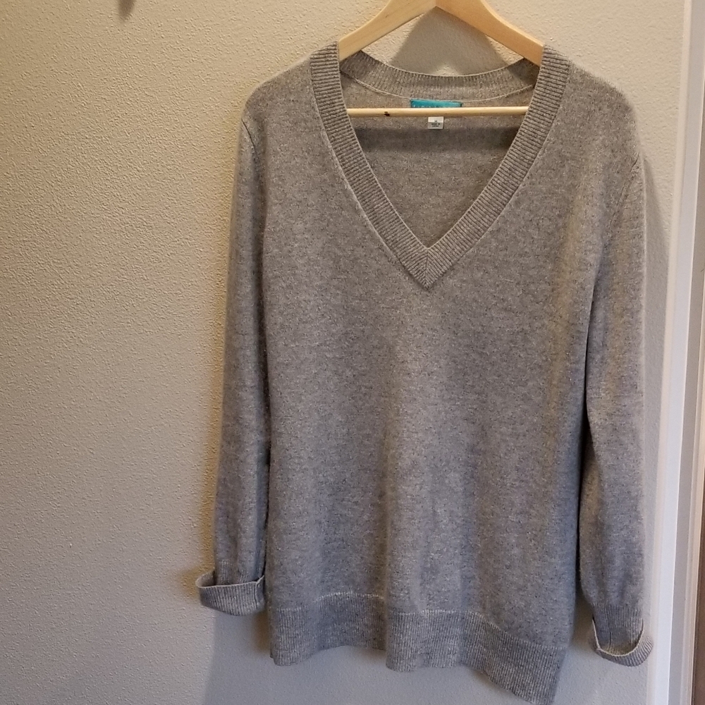 Grey Cashmere Sweater - Size M Fits Like L